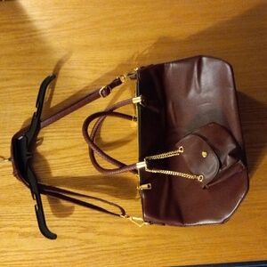 Womens unbranded large purse red burgundy crossbody handbag exc condition